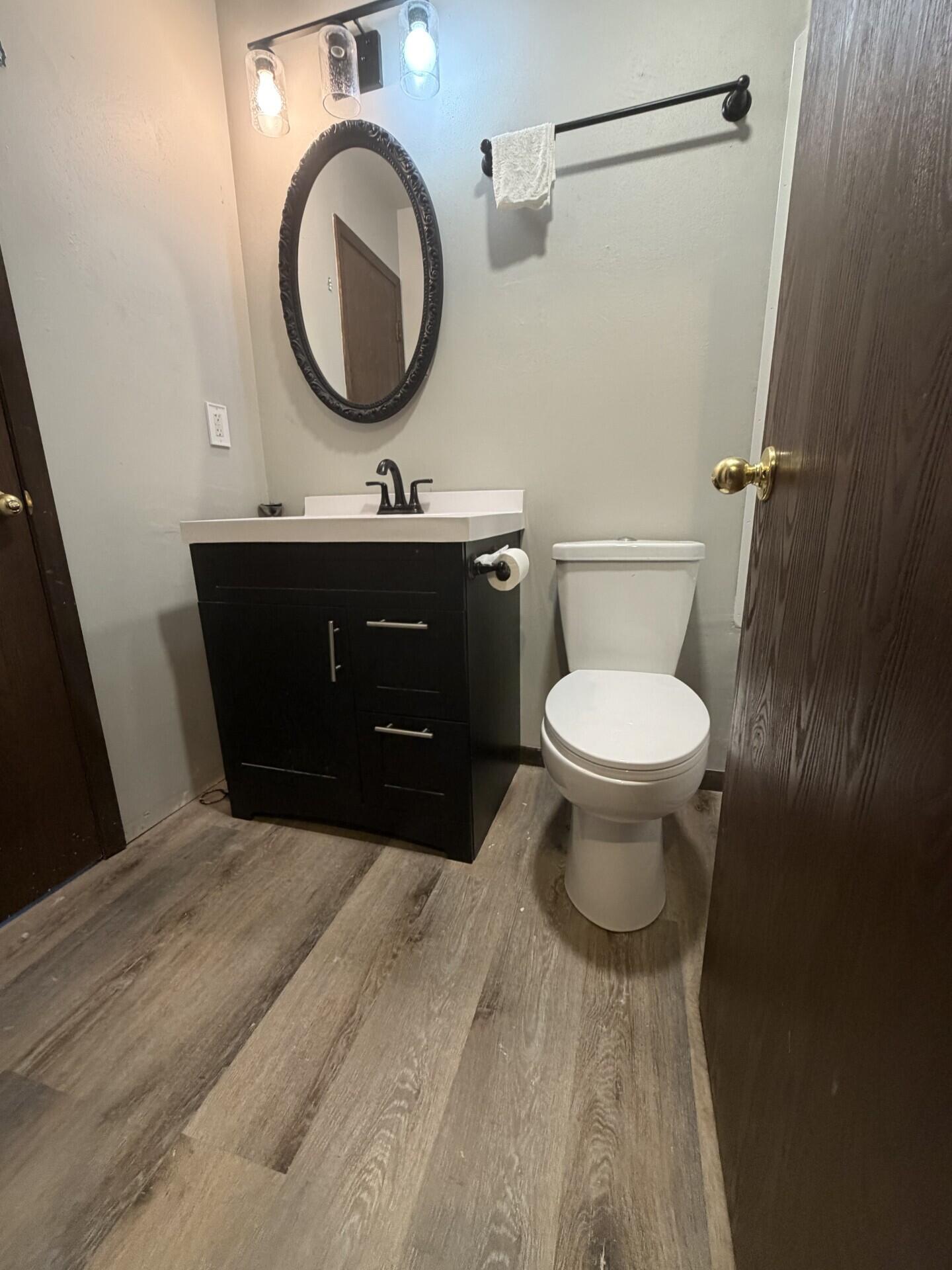 6972 North Raintree Court, Unit B Milwaukee, WI 53223 - Photo 2 of 7 Full Bathroom