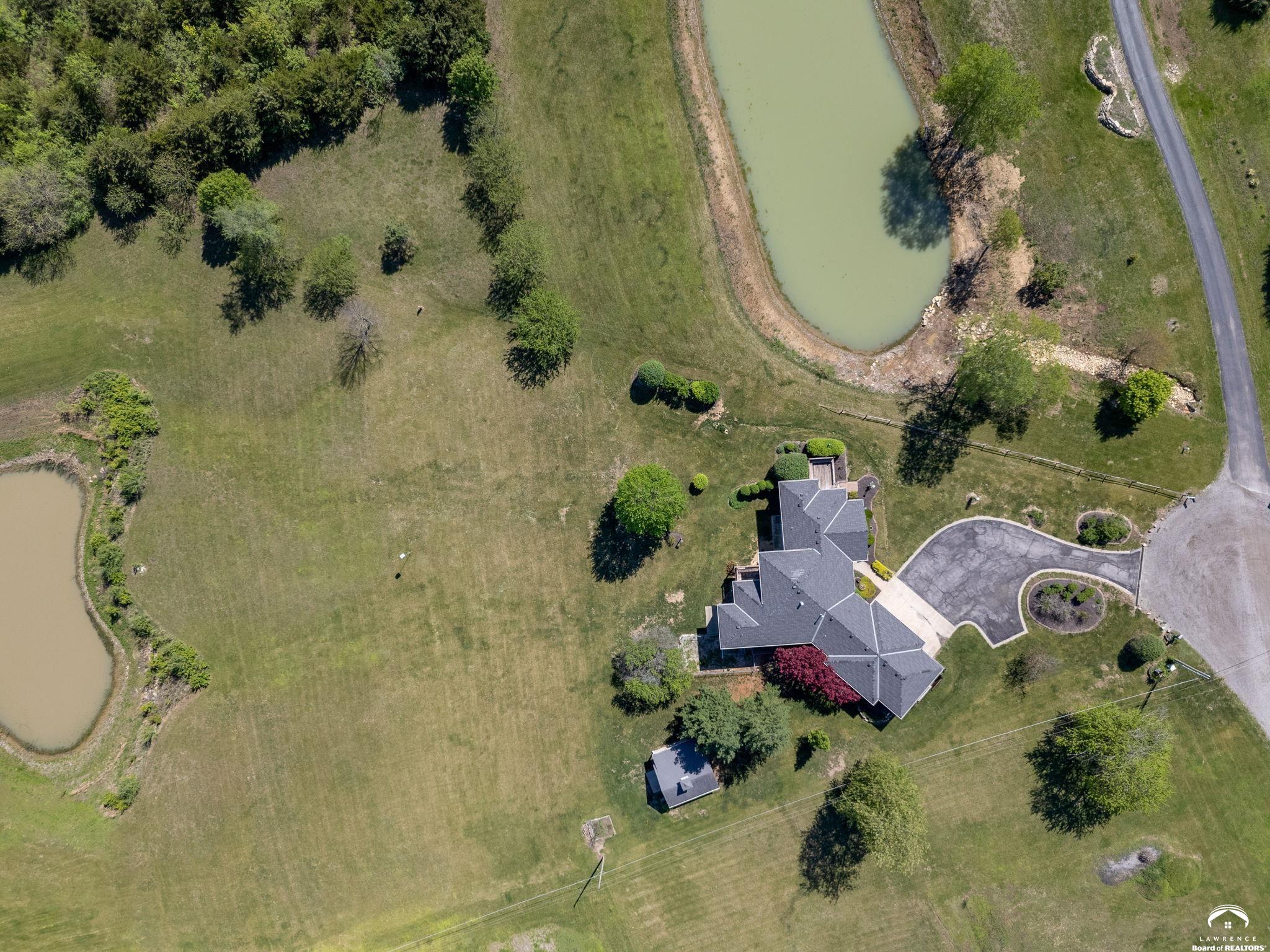 928 East 1279th Road Lawrence, KS 66047 - Photo 12 of 81