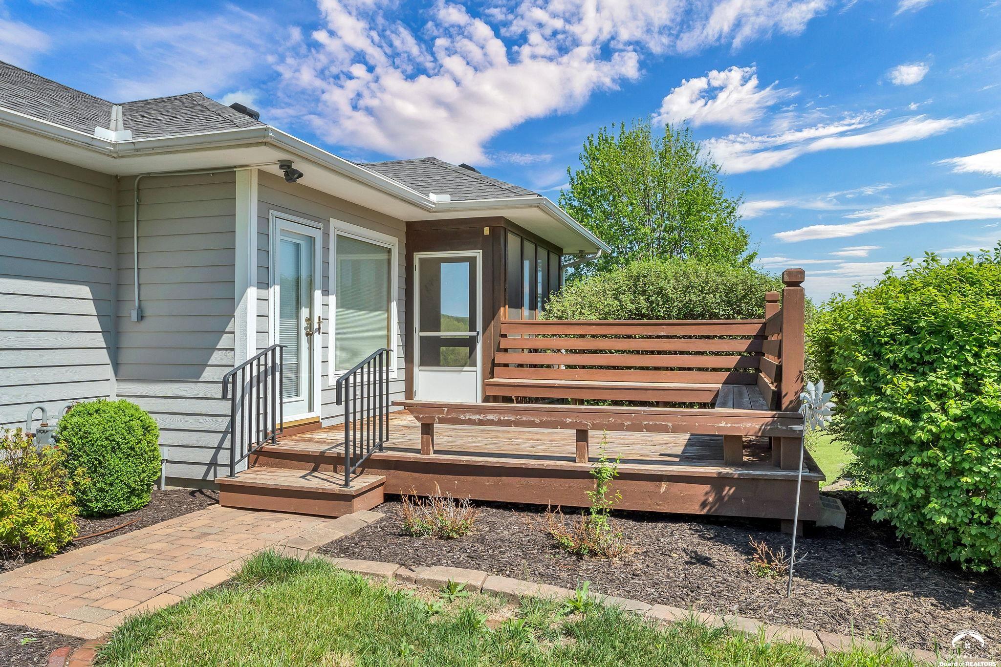 928 East 1279th Road Lawrence, KS 66047 - Photo 28 of 81