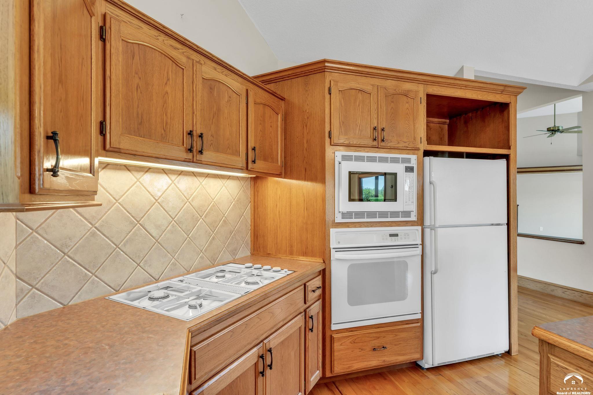 928 East 1279th Road Lawrence, KS 66047 - Photo 41 of 81