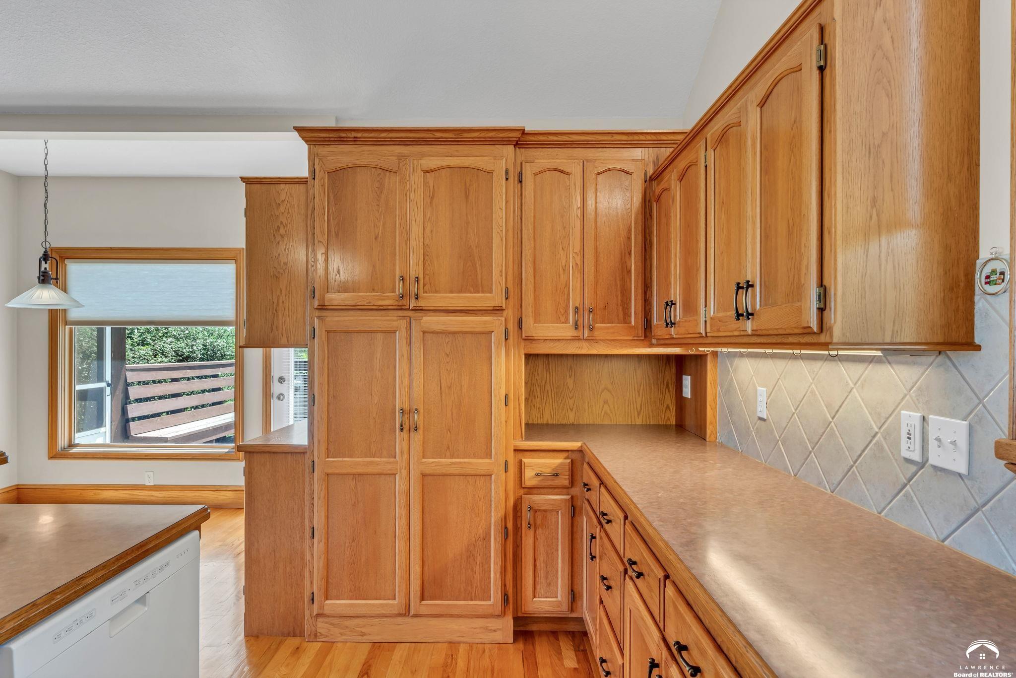 928 East 1279th Road Lawrence, KS 66047 - Photo 42 of 81