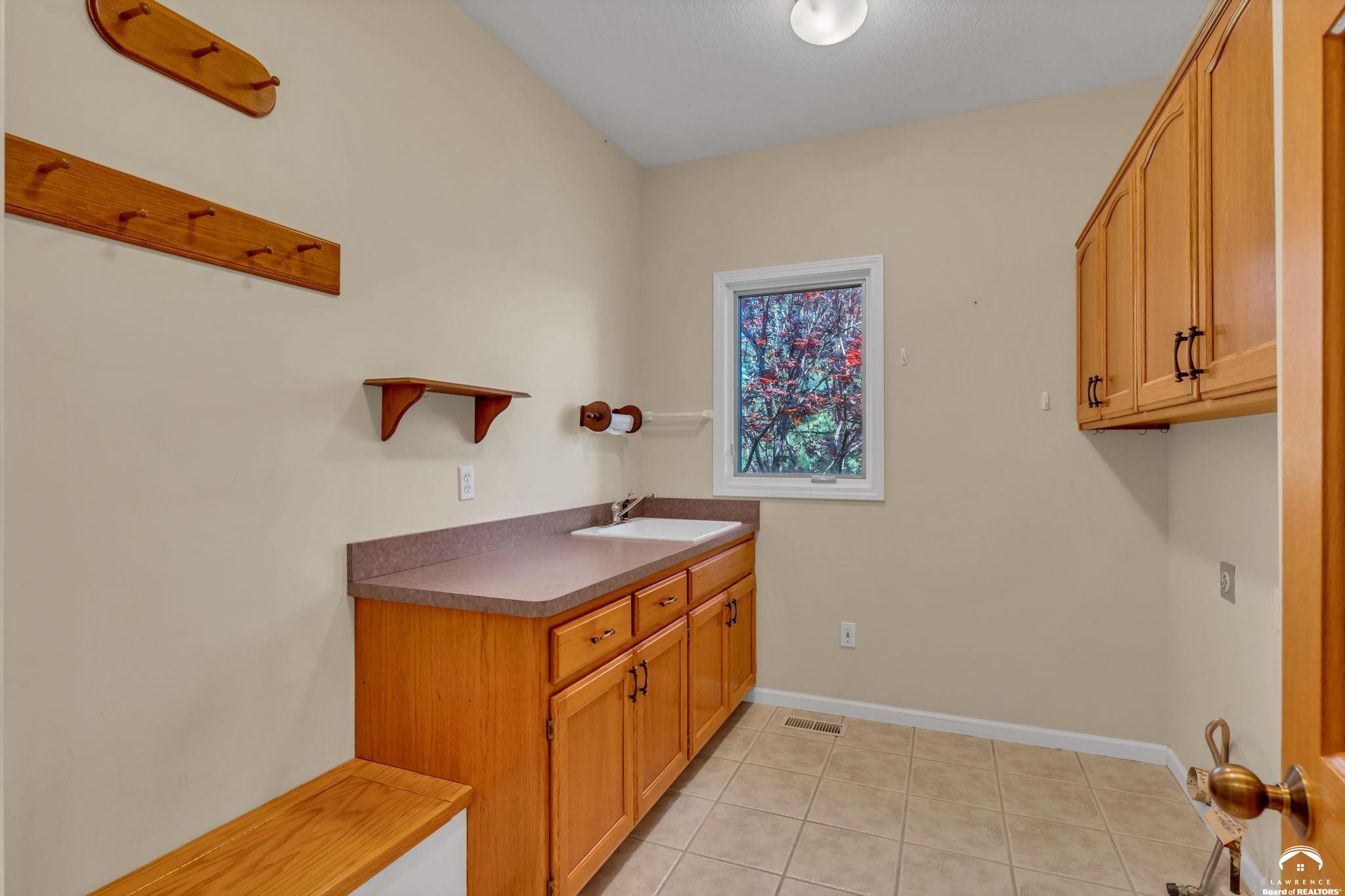 928 East 1279th Road Lawrence, KS 66047 - Photo 48 of 81