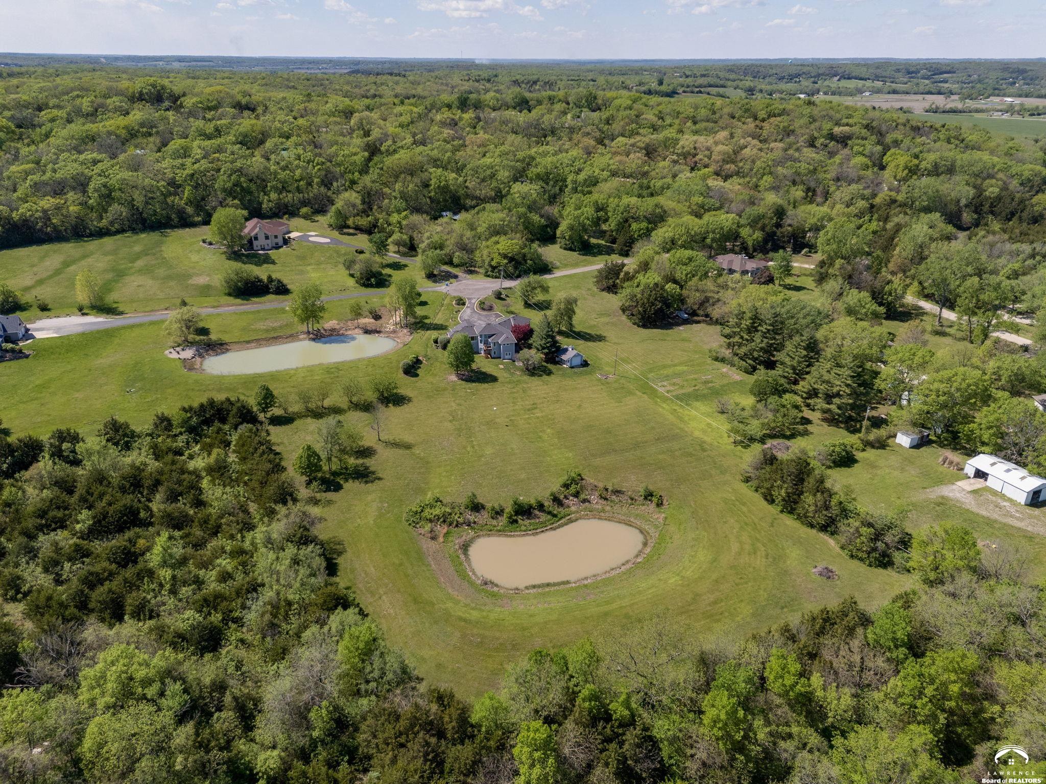 928 East 1279th Road Lawrence, KS 66047 - Photo 6 of 81