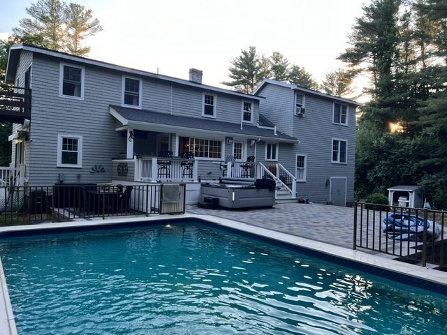 154 Topsfield Road Boxford, MA 01921 - Photo 37 of 39 a house with swimming pool