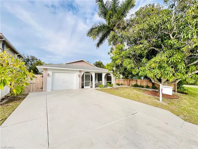 $6,800 | 671 94th Avenue North, Naples, FL 34108