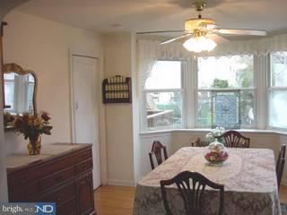 512 Cumberland Road Havertown, PA 19083 - Photo 4 of 6