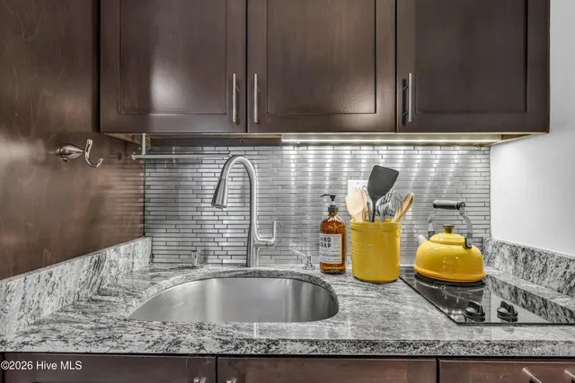 $410,000 | 106 North Water Street, Unit STE 709, Wilmington, NC 28401