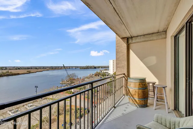 $410,000 | 106 North Water Street, Unit STE 709, Wilmington, NC 28401
