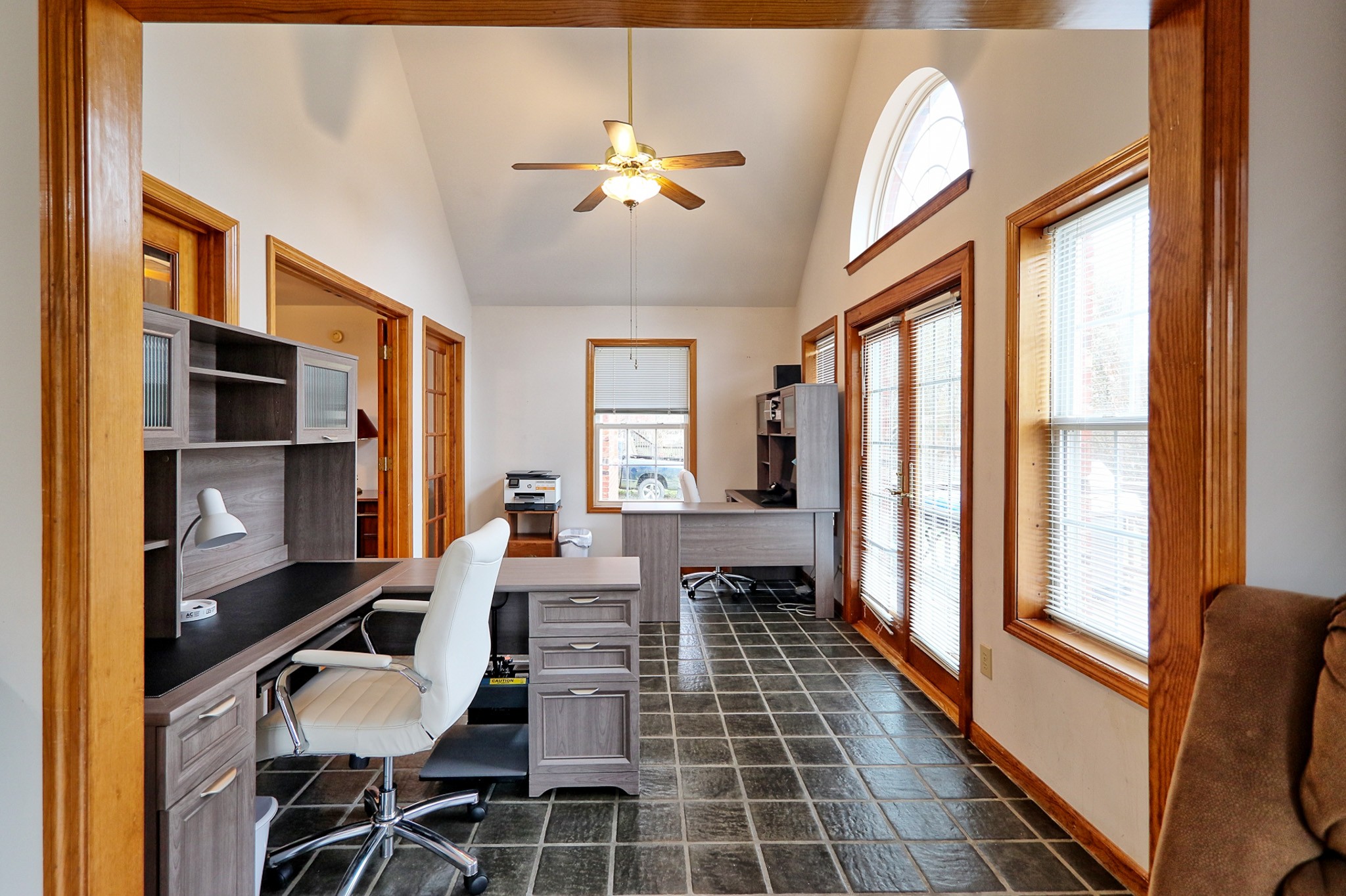 809 Nathan Drive Columbia, TN 38401 - Photo 14 of 41 a dining room with wooden floor and furniture