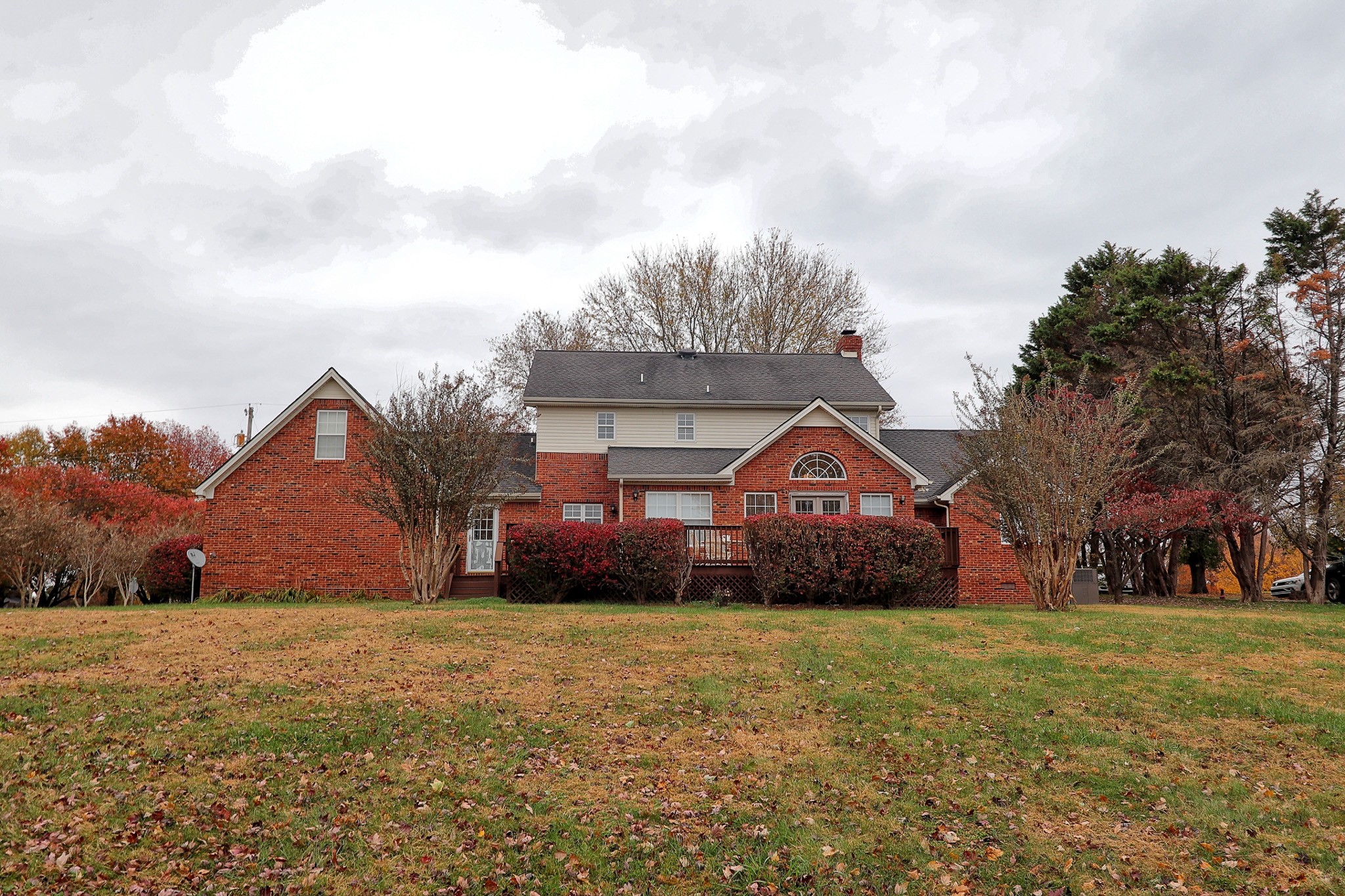809 Nathan Drive Columbia, TN 38401 - Photo 41 of 41 a front view of a house with a yard covered in snow
