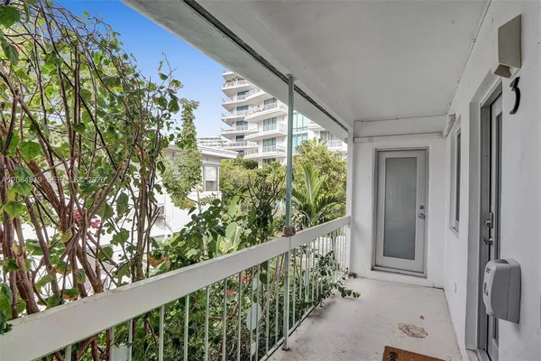 $4,500 | 1440 16th Street, Unit 3, Miami Beach, FL 33139