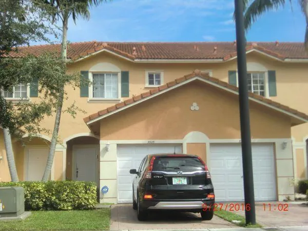 $399,900 | 5525 Monte Carlo Place, Pompano Beach, FL 33068