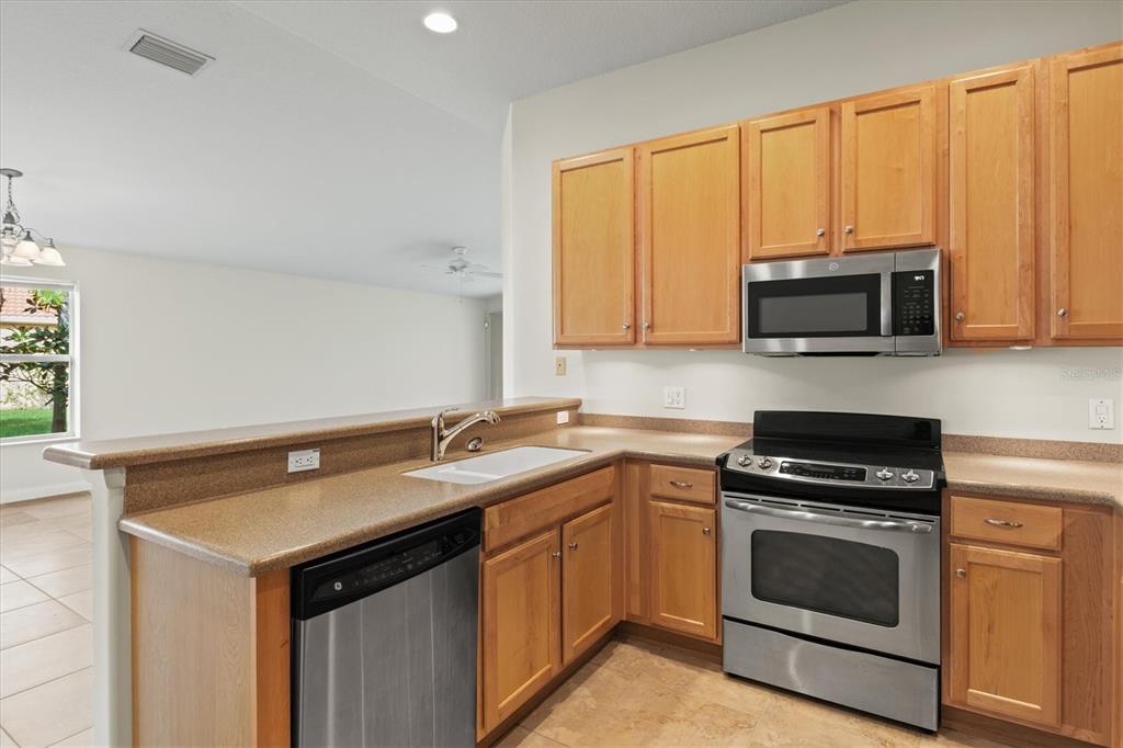 13222 Huerta Street Venice, FL 34293 - Photo 14 of 85