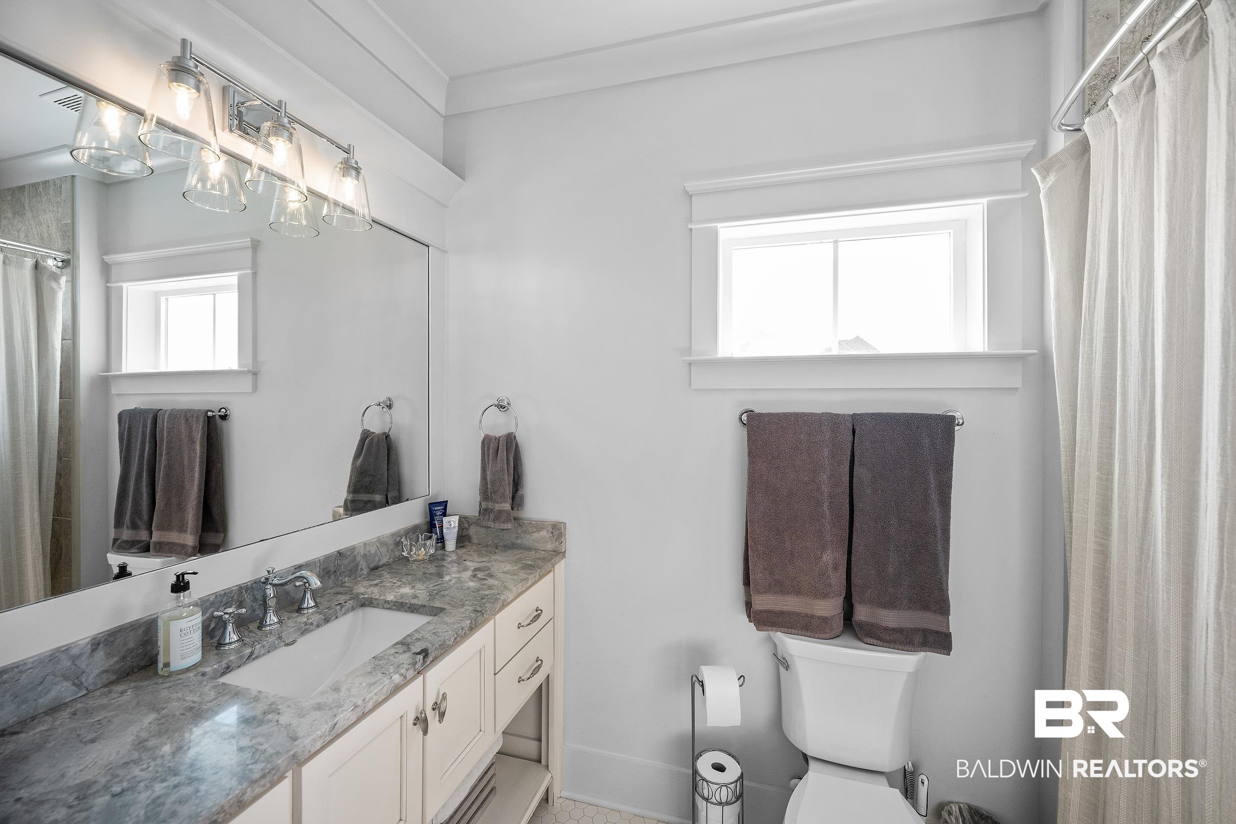 33186 Marlin Key Drive Orange Beach, AL 36561 - Photo 67 of 87 Full bath with a shower with curtain and vanity