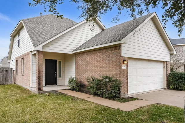$1,790 | 4838 Montclair Hill Lane, Fresno, TX 77545