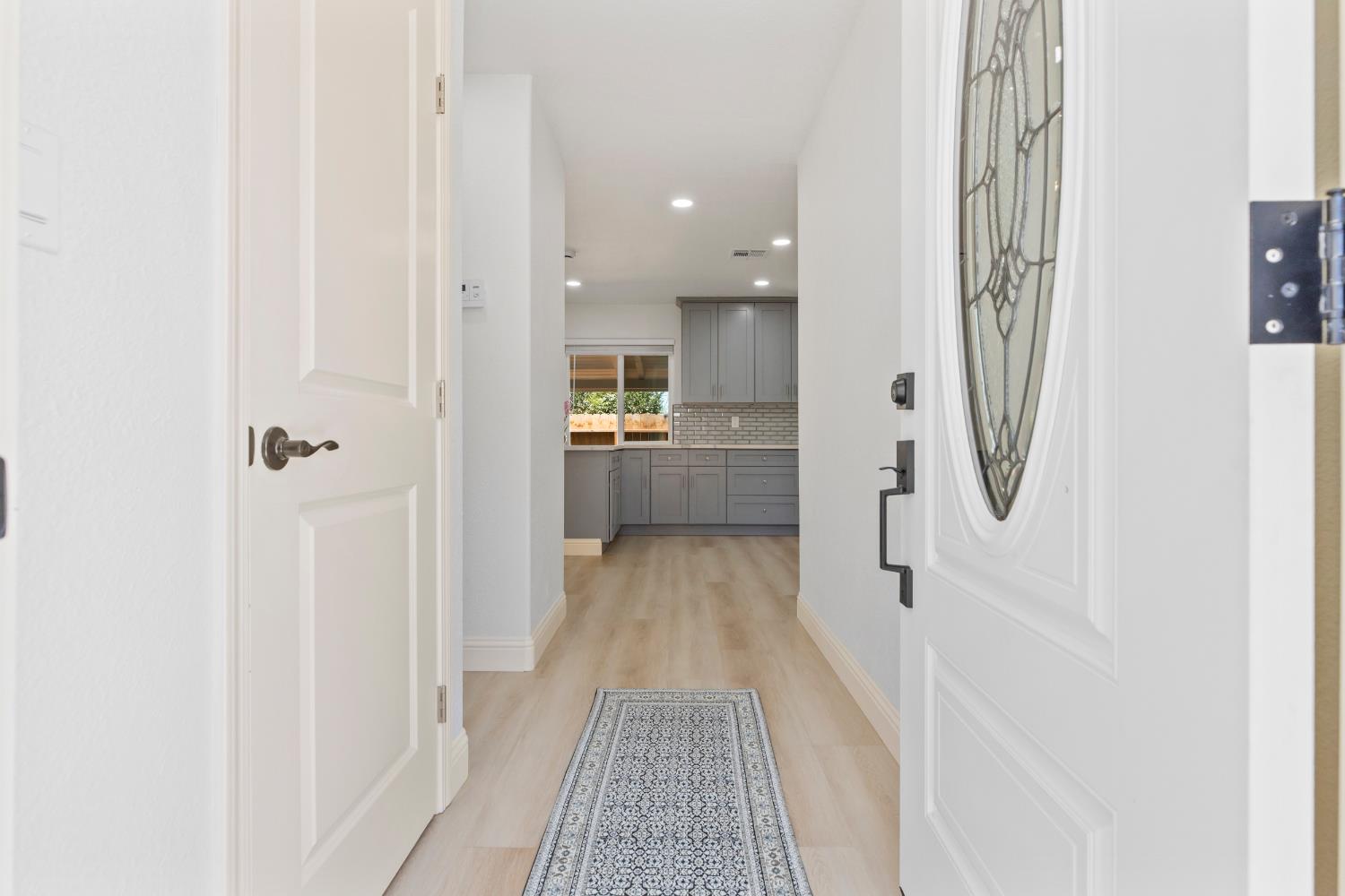 403 Kerr Avenue Modesto, CA 95354 - Photo 11 of 36