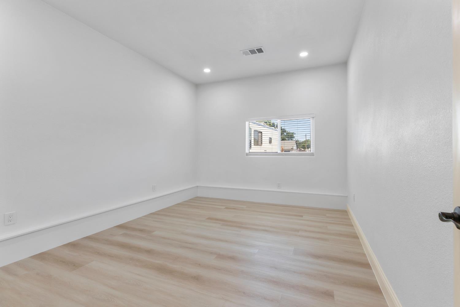 403 Kerr Avenue Modesto, CA 95354 - Photo 26 of 36