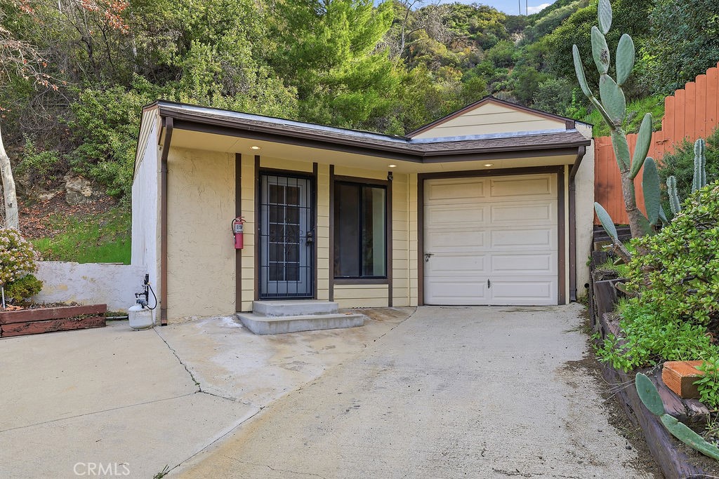 24300 Sylvan Glen Road Calabasas, CA 91302 - Photo 17 of 47