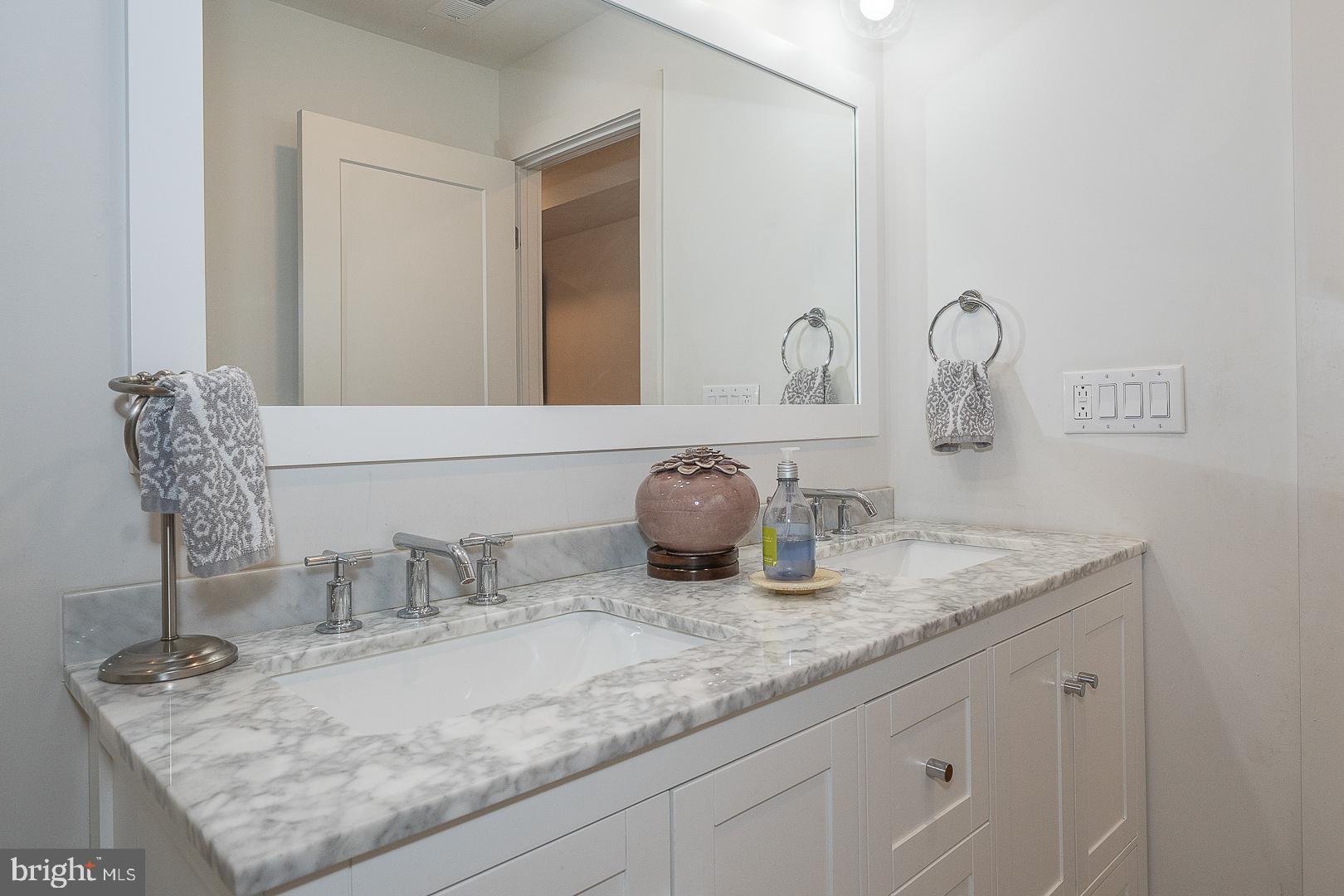 724 North 19th Street, Unit 1 Philadelphia, PA 19130 - Photo 17 of 25 ensuite bathroom