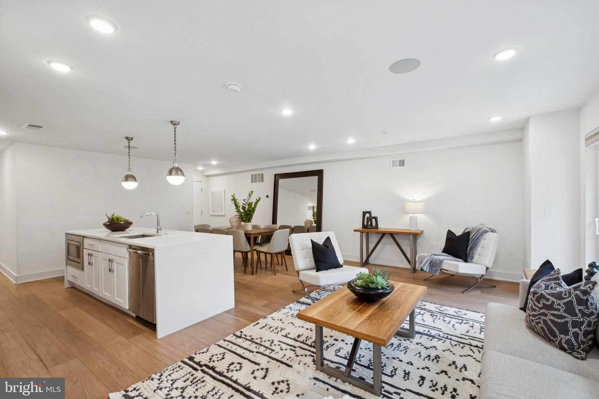 724 North 19th Street, Unit 1 Philadelphia, PA 19130 - Photo 3 of 25