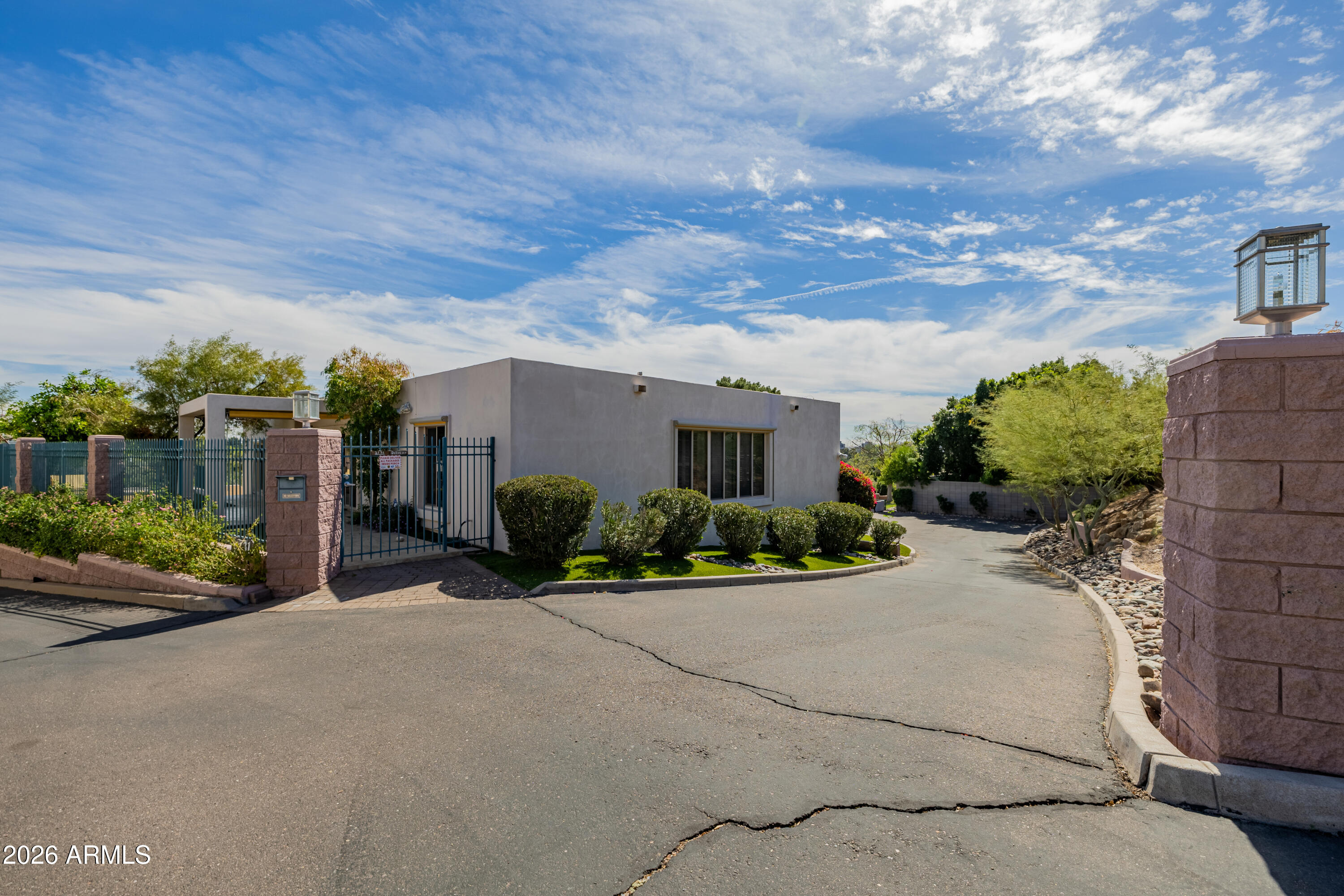 2131 East Bethany Home Road Phoenix, AZ 85016 - Photo 10 of 199
