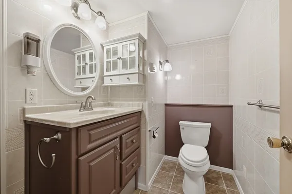 $299,000 | 135 Pine Acre Road, Springfield, MA 01129