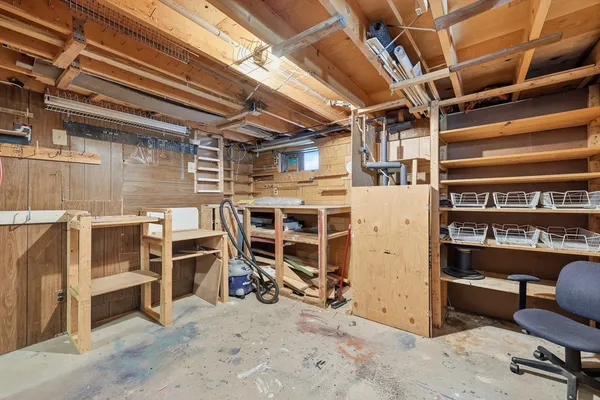 $299,000 | 135 Pine Acre Road, Springfield, MA 01129