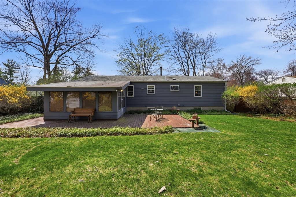 135 Pine Acre Road Springfield, MA 01129 - Photo 32 of 35