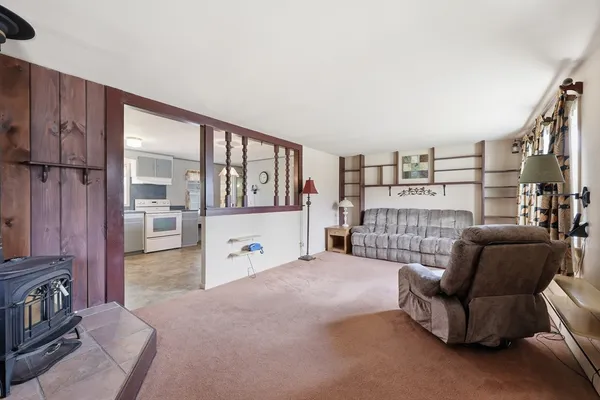 $299,000 | 135 Pine Acre Road, Springfield, MA 01129