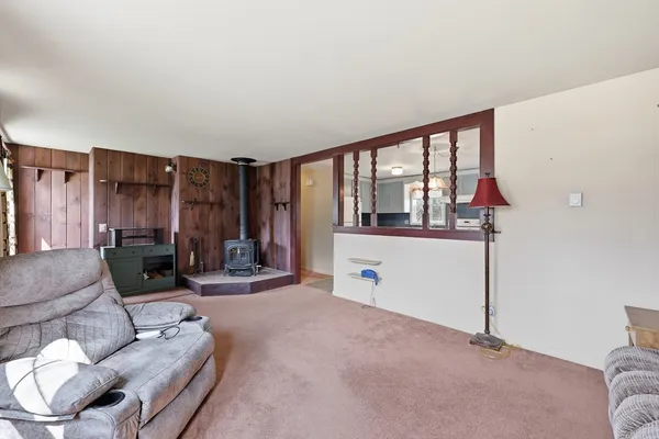 $299,000 | 135 Pine Acre Road, Springfield, MA 01129