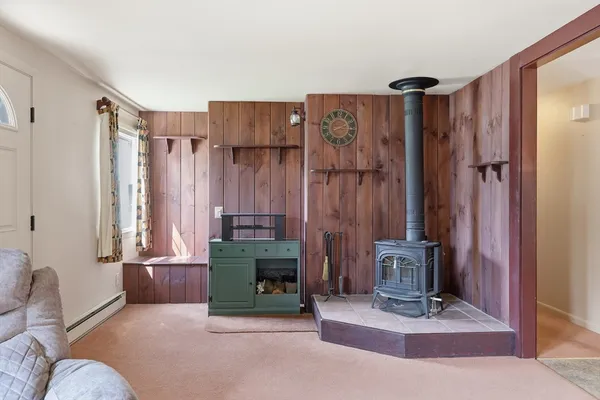 $299,000 | 135 Pine Acre Road, Springfield, MA 01129