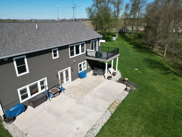$500,000 | 5397 Crooked Crk Road, Saranac, MI 48881