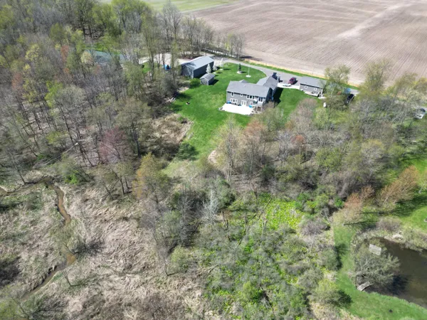 $500,000 | 5397 Crooked Crk Road, Saranac, MI 48881