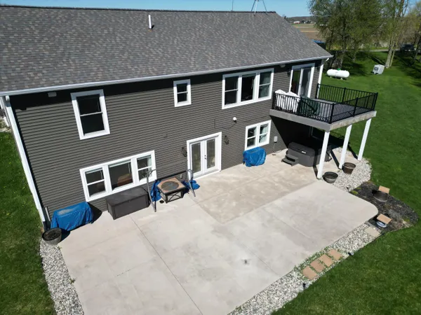 $500,000 | 5397 Crooked Crk Road, Saranac, MI 48881