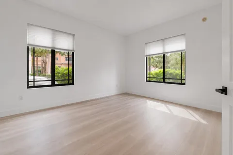 $330,000 | 2807 Veronia Drive, Unit 107, Palm Beach Gardens, FL 33410