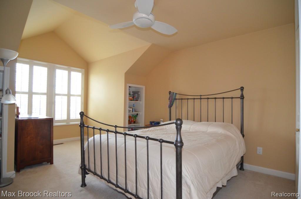 3717 Tremonte Circle Rochester, MI 48306 - Photo 28 of 38 Bedroom 2.jpg