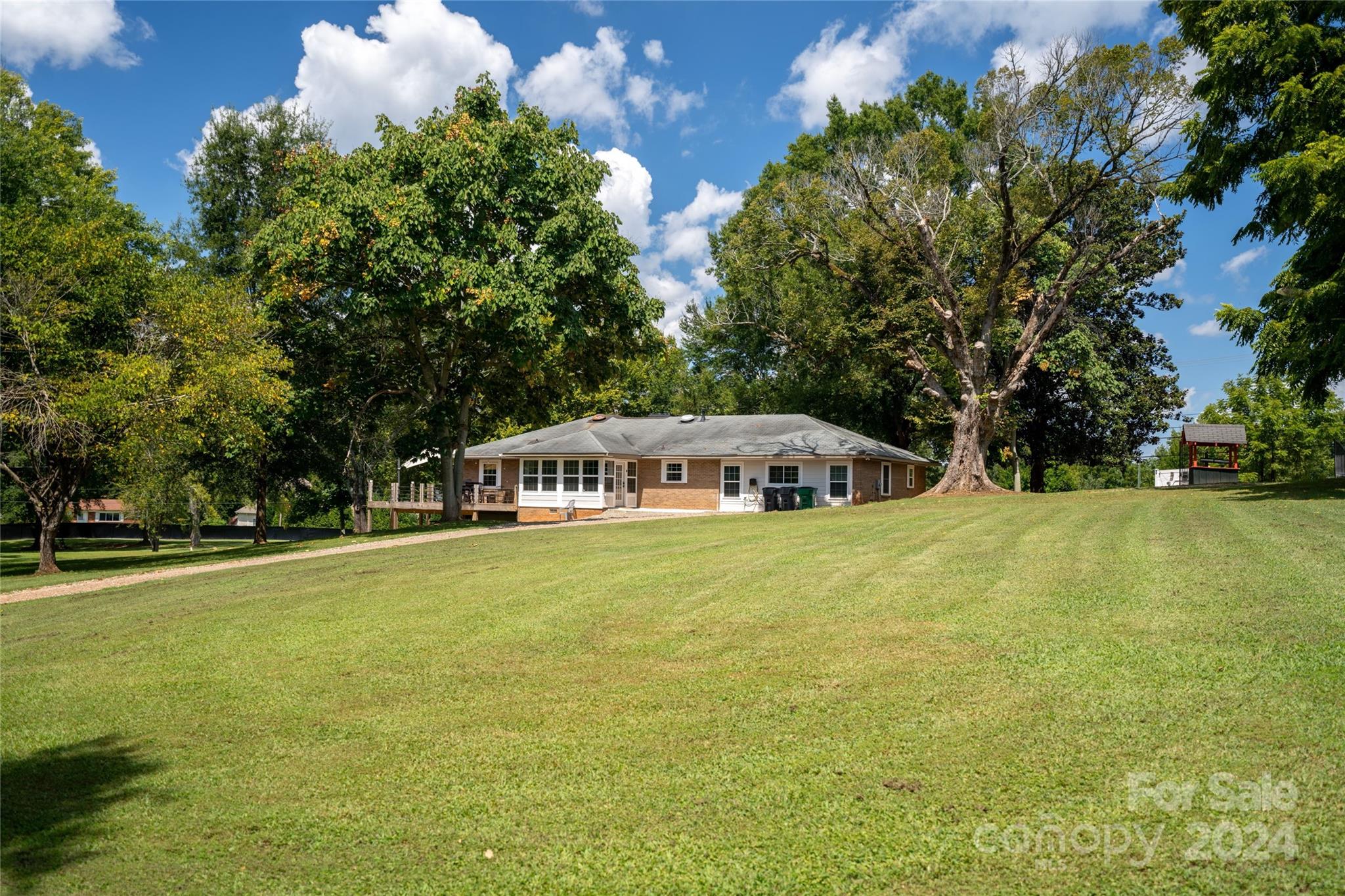 9022 Idlewild Road Charlotte, NC 28227 - Photo 3 of 46