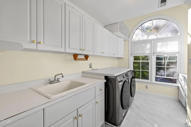 $925,000 | 4820 Sandberry Lane, Raleigh, NC 27613