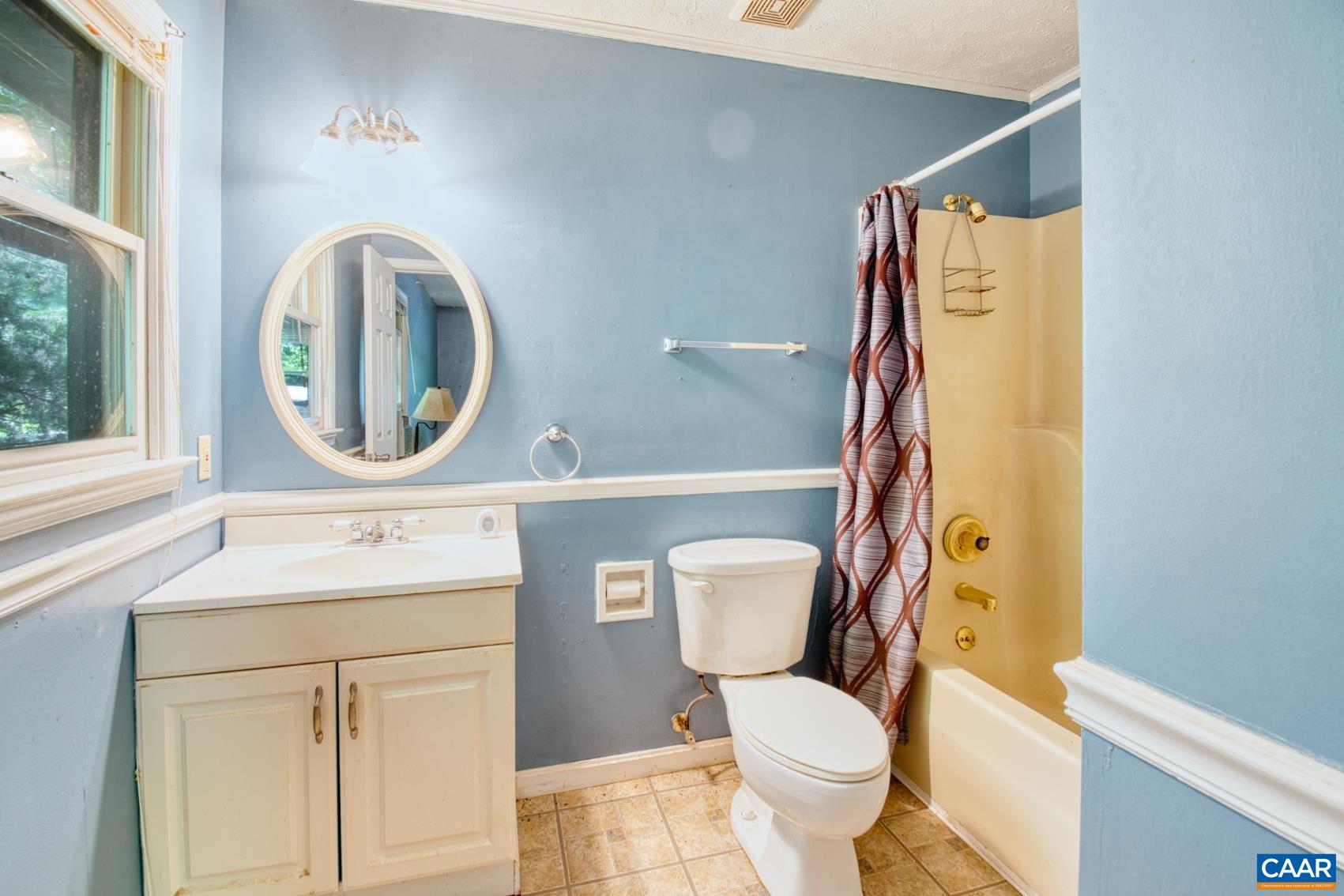 748 Snow Mountain Road Stanardsville, VA 22973 - Photo 18 of 35