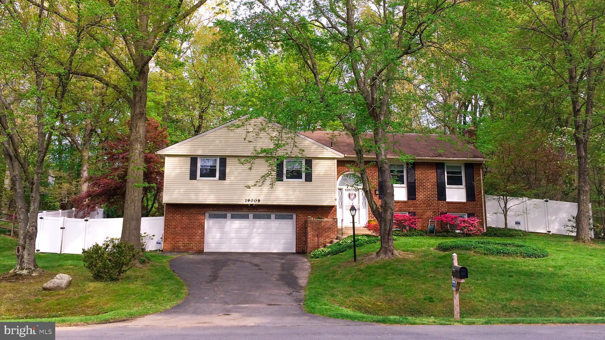 19009 Willow Grove Road Olney, MD 20832 - Photo 1 of 27