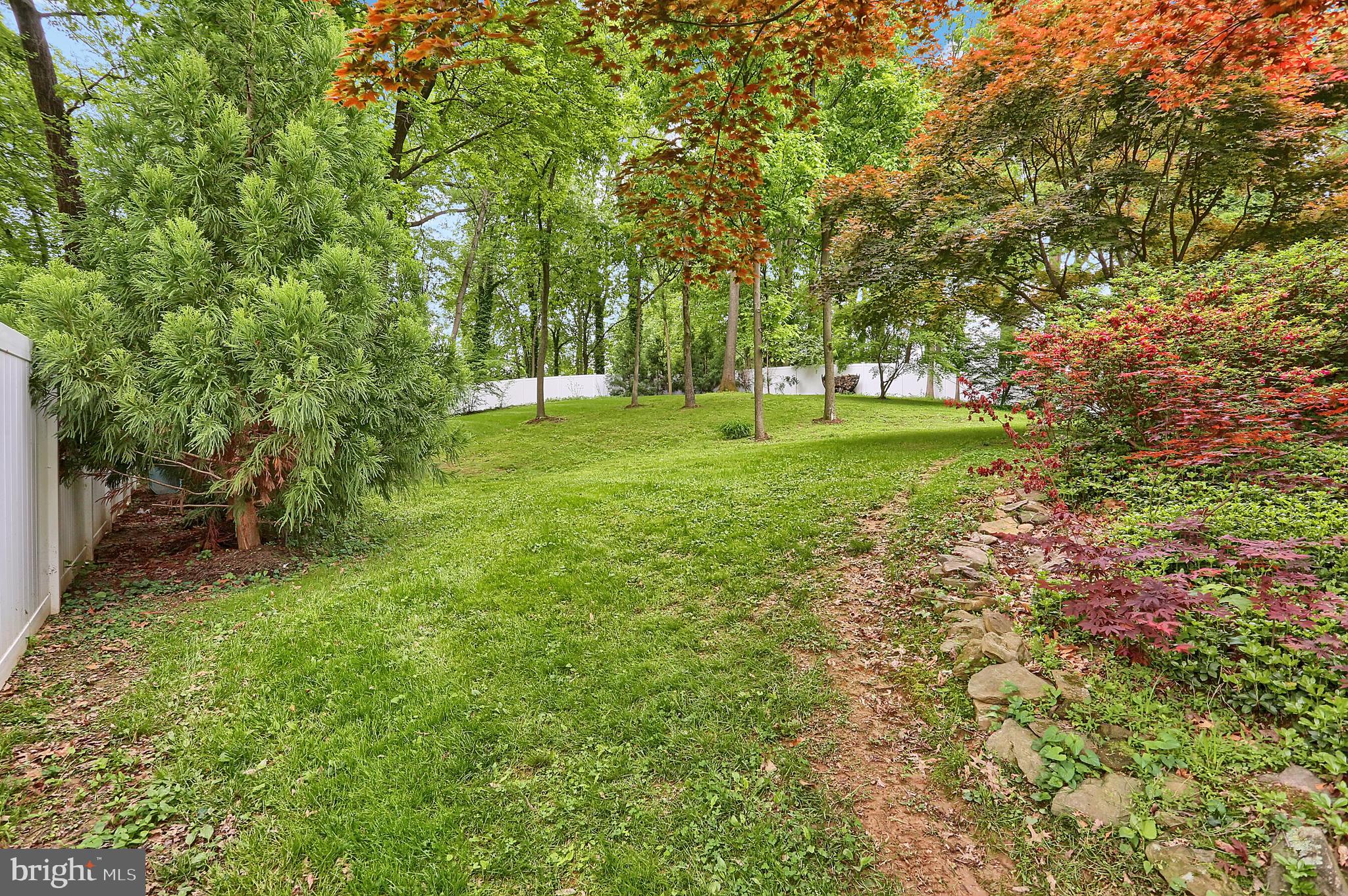 19009 Willow Grove Road Olney, MD 20832 - Photo 22 of 27