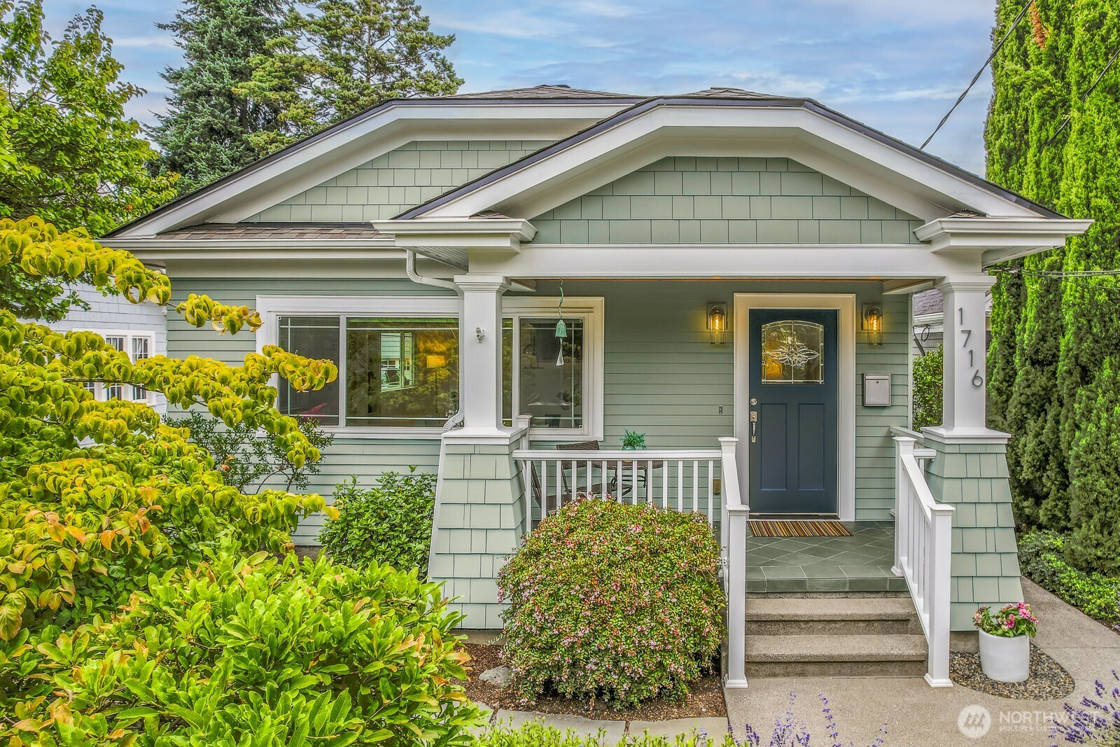 1716 North 46th Street Seattle, WA 98103 - Photo 19 of 21 Gallery Image 19