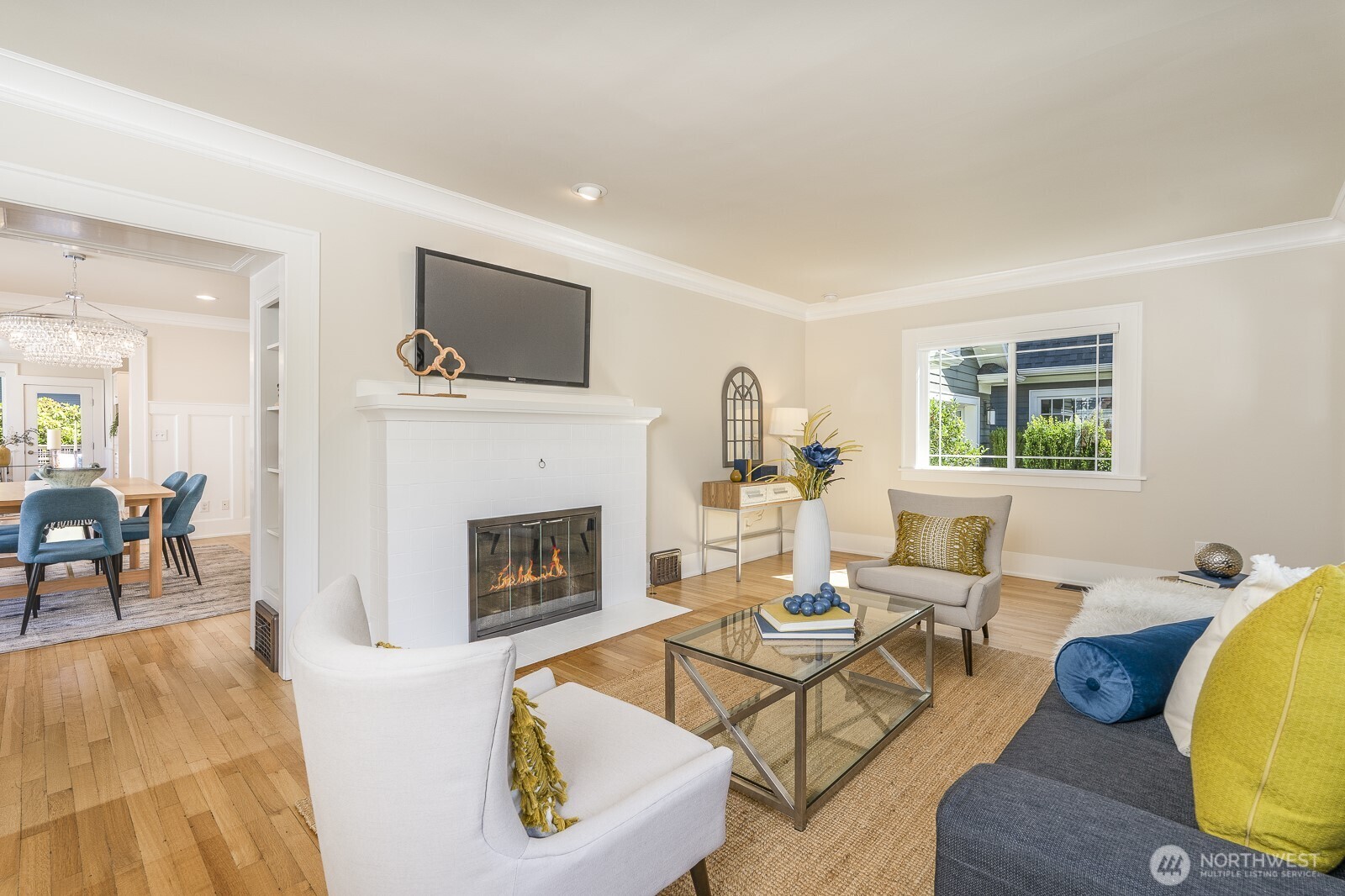 1716 North 46th Street Seattle, WA 98103 - Photo 3 of 21 Gallery Image 3