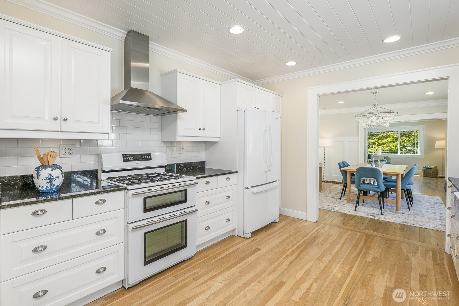 1716 North 46th Street Seattle, WA 98103 - Photo 6 of 21 Gallery Image 6