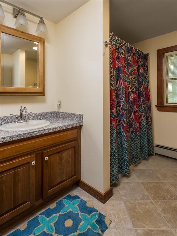 149 Meadow Cove Road Boothbay, ME 04537 - Photo 26 of 32 Second Floor Bath