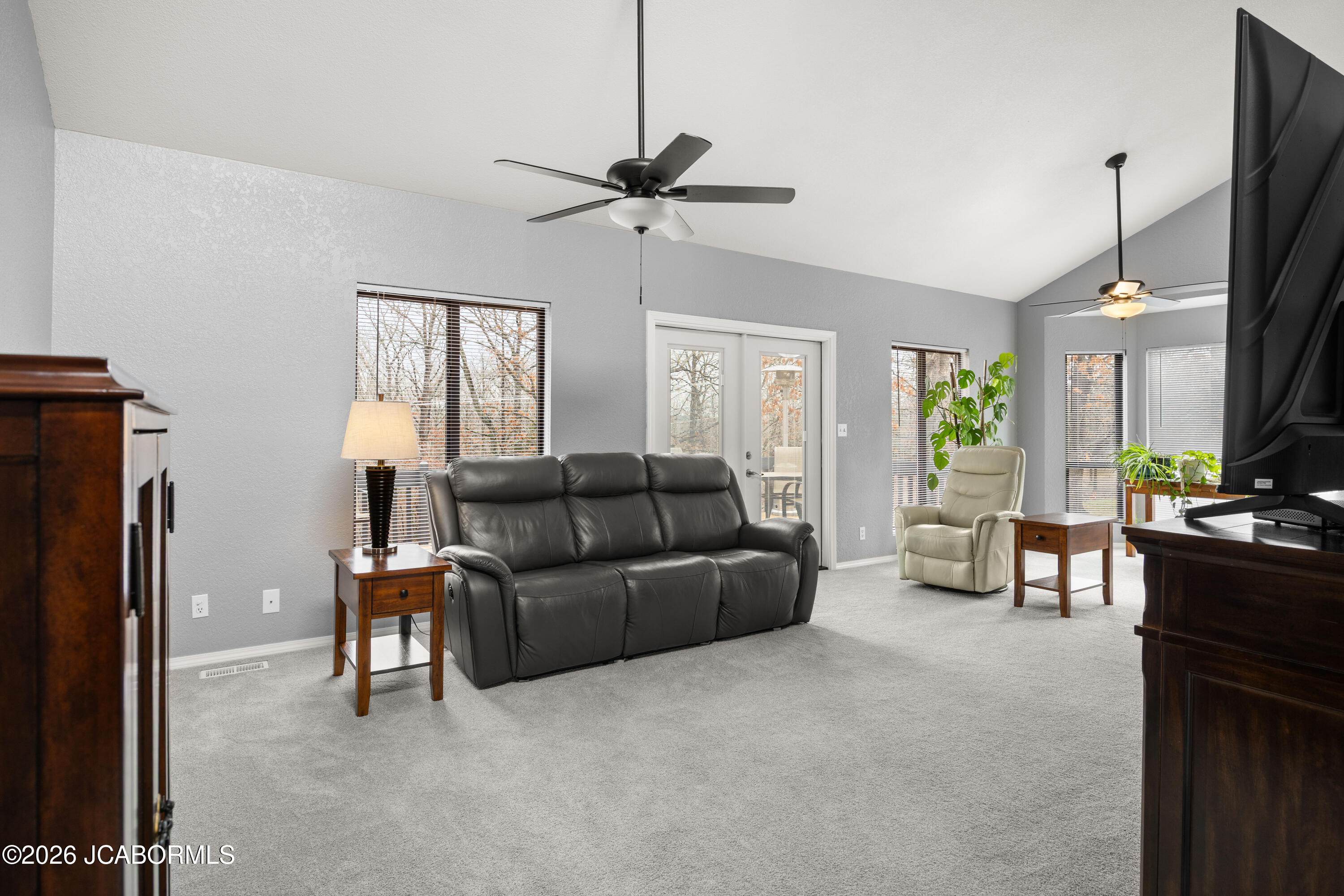434 Cherokee Road Four Seasons, MO 65049 - Photo 9 of 51 Gallery Image 9
