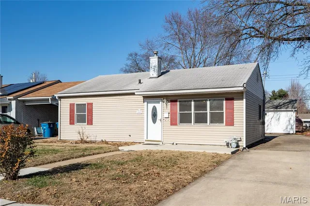 $124,900 | 1917 Joy Avenue, Granite City, IL 62040