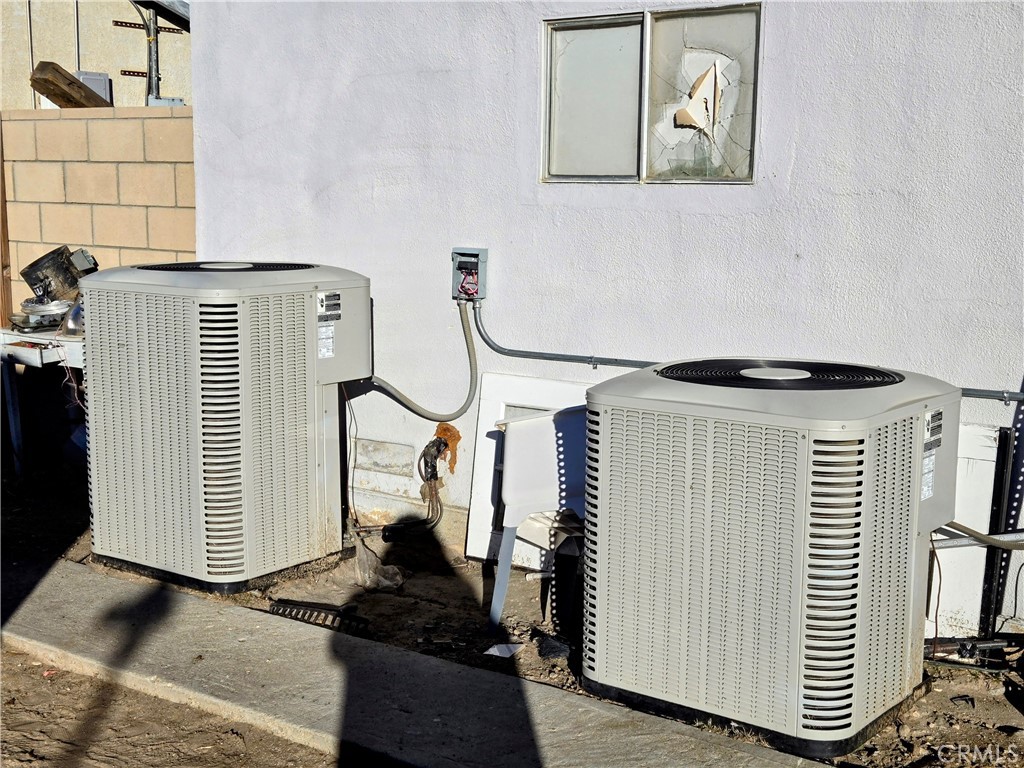 40525 166th Street East Lancaster, CA 93535 - Photo 13 of 30 a view of water heater room