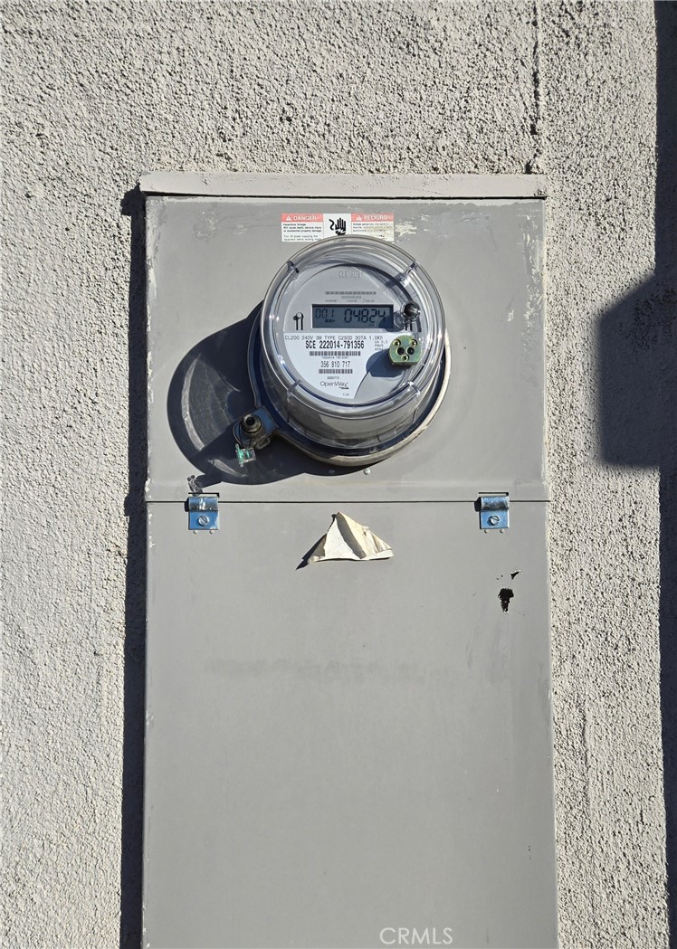 40525 166th Street East Lancaster, CA 93535 - Photo 15 of 30 a close view of bathroom with a sink and a mirror