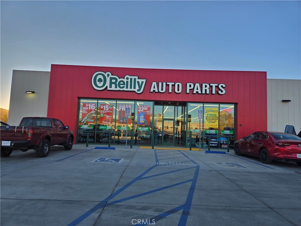 40525 166th Street East Lancaster, CA 93535 - Photo 21 of 30 a view of a car park in front of building